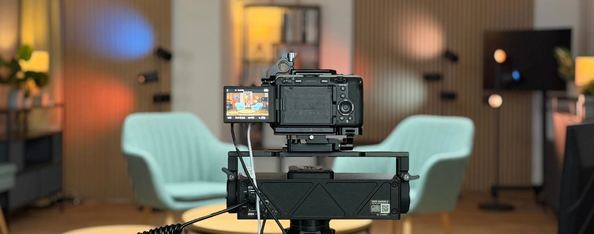 Kamera auf Slider im Studio, Aufnahme läuft